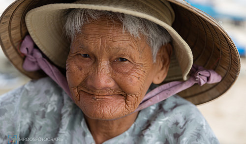 gammal-kinesisk-kvinna.jpg